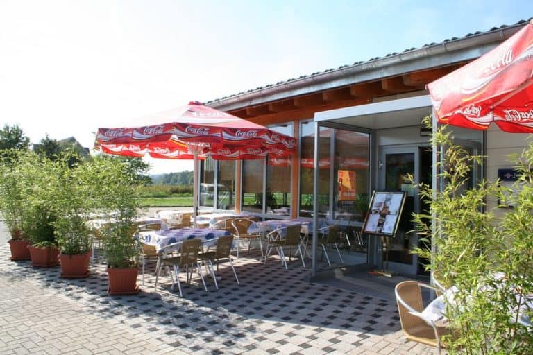 mit schoner terrasse 1 768x512