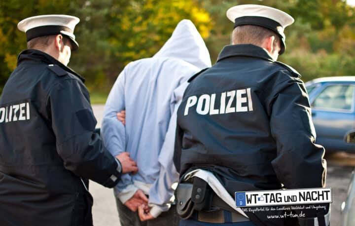 Archiv 2 polizei festnahmei