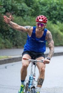 Lauchringer Triathlonnacht: 300 Teilnehmer und hunderte Zuschauer trotz teilweise starkem Regen. 18 640michael lauchringen triathlonnacht 20230630 320
