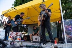 Kulturpicknick (KUPI) lockt viele Besucher auf die Pfarrwiese Oberlauchringen 7 johannes f. kirchherr lauchringen schauplatz kupi 202320708 038 1
