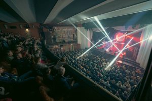 Kings of Floyd erschaffen Magische Pink Floyd-Welt im Gloria-Theater! 1 johannes kirchherr bad saeckingen kings floyd 20240126 002