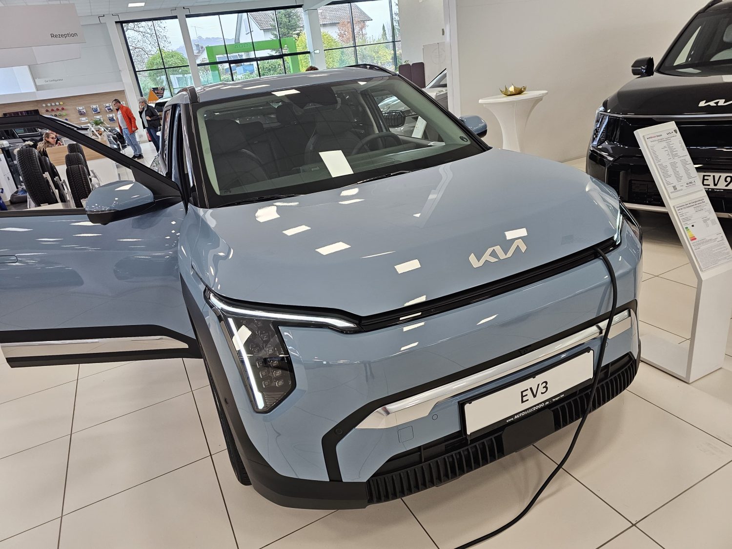Feierliche Vorstellung des neuen Kia EV3 bei Automarkt2000 in Tiengen 26 kia day 008