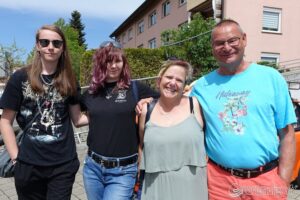 Über 150 Oldtimer und viel los: Automarkt 2000 und Autohaus Waser erleben sonniges Frühlingswochenende 8 042 2026 04 26 Fruehlingsfest Automarkt 2000 Tiengen Aleksej 015