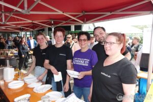 Über 150 Oldtimer und viel los: Automarkt 2000 und Autohaus Waser erleben sonniges Frühlingswochenende 6 053 2026 04 26 Fruehlingsfest Automarkt 2000 Tiengen Aleksej 026