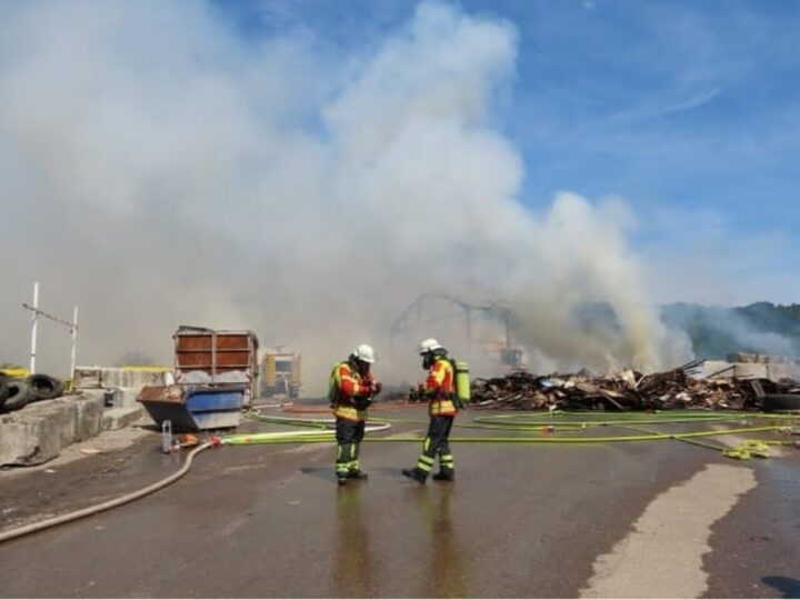 Archiv 1 Brand Muelldeponie Wehr